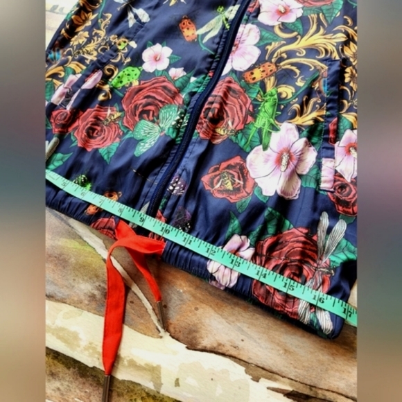 ADIDAS x RITA ORA Superstar Roses Baroque Butterflies Blue Red Track Jacket XS - Picture 13 of 16